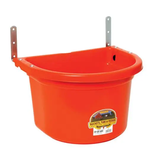 Little Giant 20-Quart Red Fence-Mounted Livestock Feeder 1