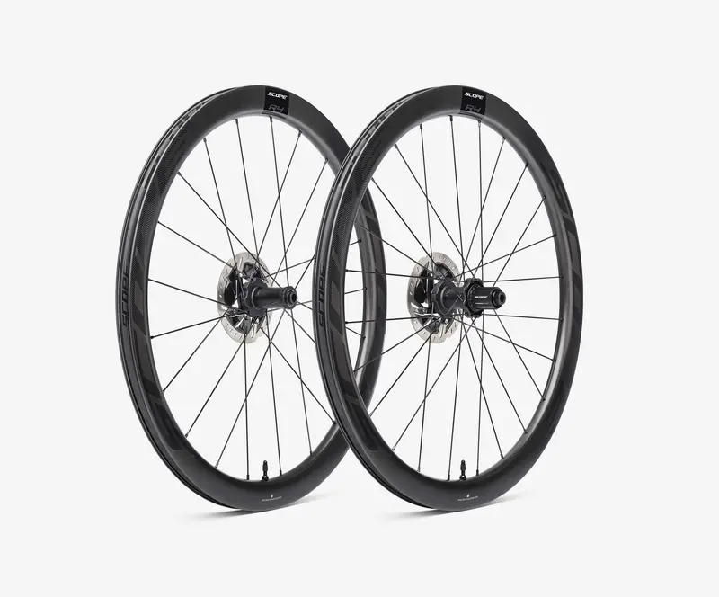 Scope R4 Lightweight Road Wheelset – Tubeless Ready 1